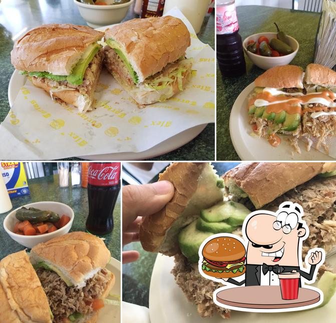 Restaurante Tortas Alex, Monterrey, Av. Eugenio Garza Sada 4057A