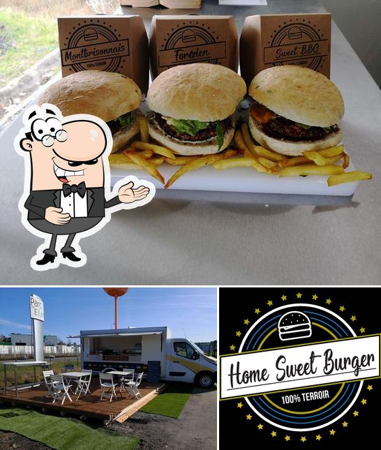 Regarder cette photo de Home Sweet Burger