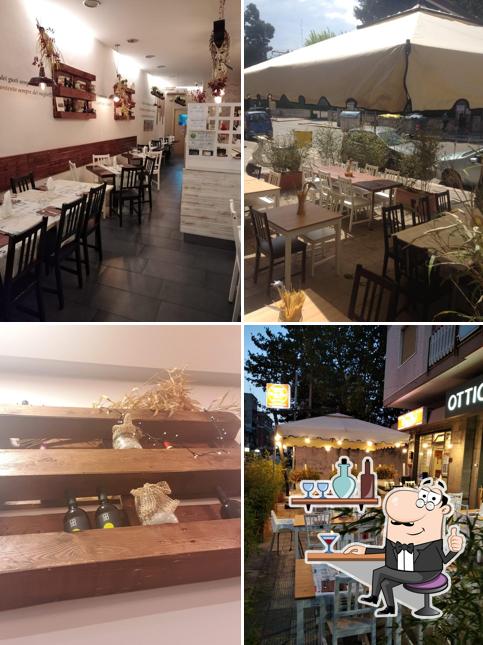 Siediti a un tavolo di Pizzeria Cacio e Pepe