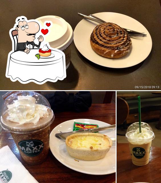 MAXX Coffee cafe, Jakarta, Jl. Komodor Halim Perdana Kusuma Restaurant menu and reviews