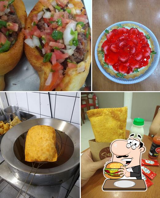Os hambúrgueres do Pastelaria Kibe Esfiha irão satisfazer uma variedade de gostos