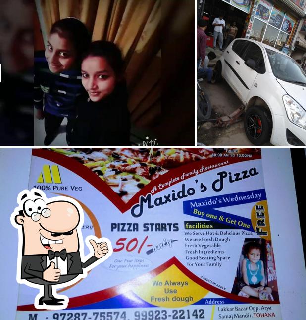 Look at the image of Maxidos Pizza Tohana