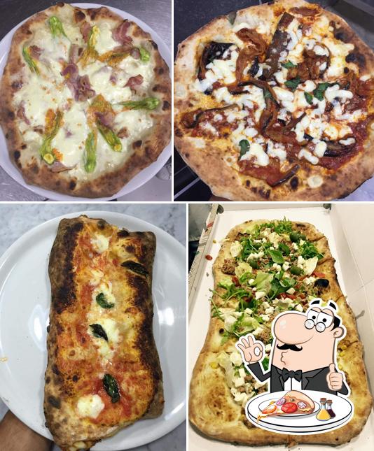 Scegli una pizza a Pizzeria La Venere