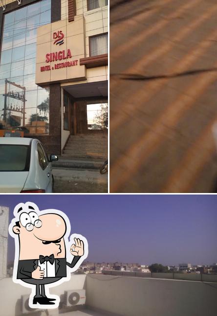 Here's a pic of Singla Hotel