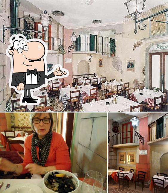 Siediti a un tavolo di Piedigrotta 3