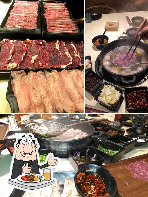 Food at 六扇门潮汕牛肉火锅(MAKATI店) WOW COW FRESH BEEF HOT POT (MAKATI)