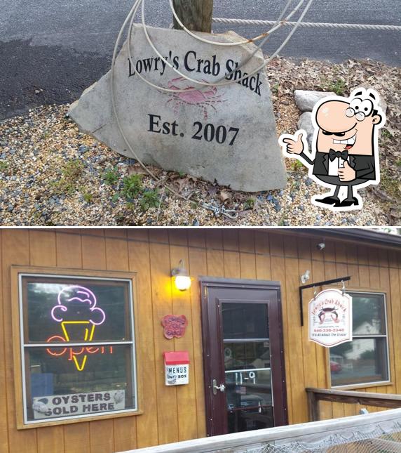 Lowry's Crab Shack in Hamilton Restaurant reviews