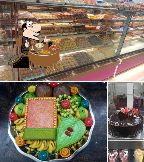 Meals at SRM Sweets & Cakes - Perundurai