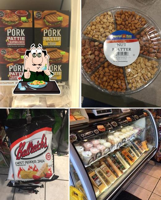 Whistle Stop Deli in Fostoria Restaurant menu and reviews