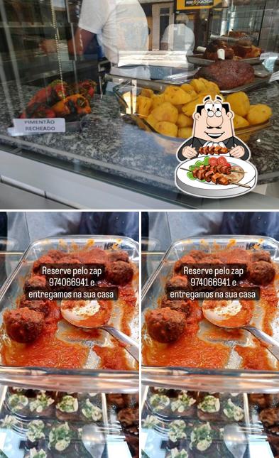 Esta é a imagem apresentando comida e interior no Casinha das Massas Rotisserie