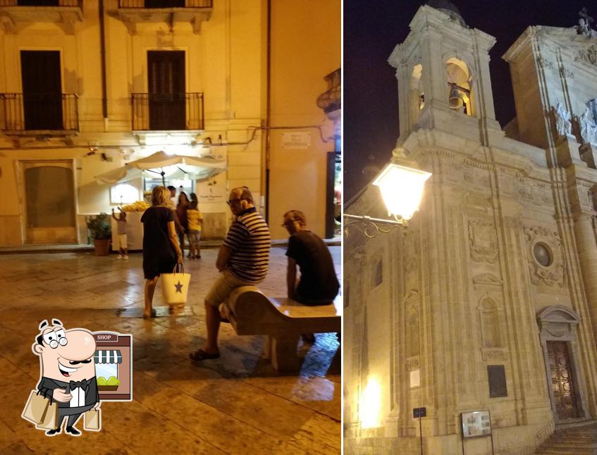 Guarda gli esterni di Bar Dell'angolo