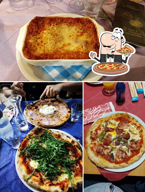 Prova una pizza a Pizzeria La Taverna