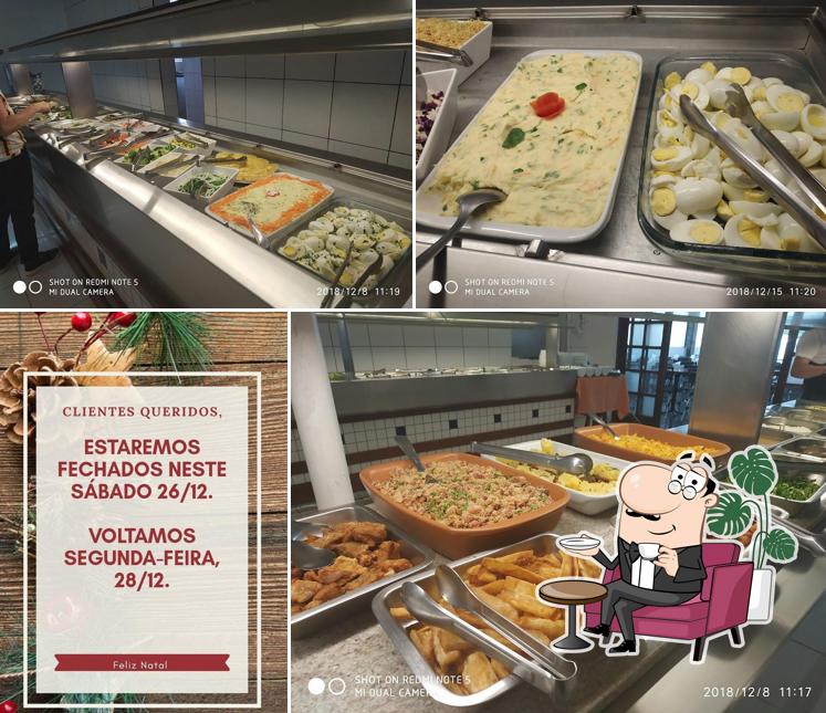 Veja imagens do interior do Restaurante Toca dos Sabores