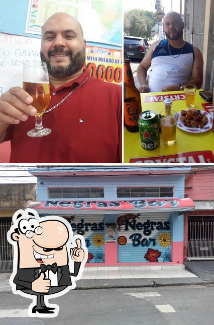Negras' Bar