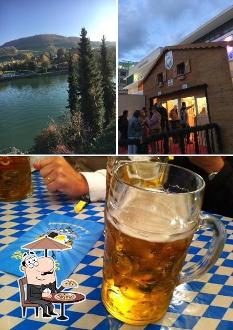 Tra le diverse cose da Oktoberfest Baden si possono trovare la esterno e birra