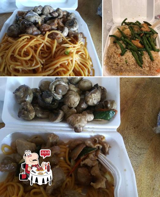 Закажите блюда с морепродуктами в "PanPan Wok"