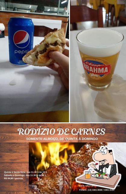 Comida em Churrascaria e Pizzaria Vila Nova