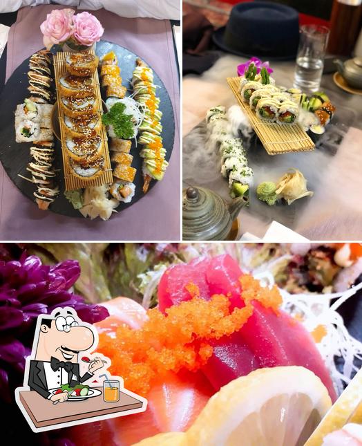 Еда в "Tokyo Sushi Bar"