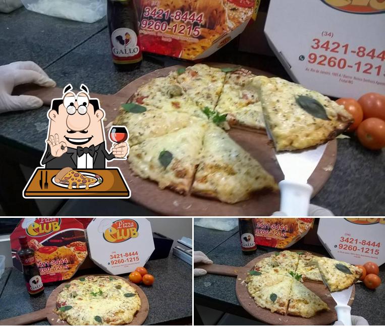 Peça diferentes variedades de pizza