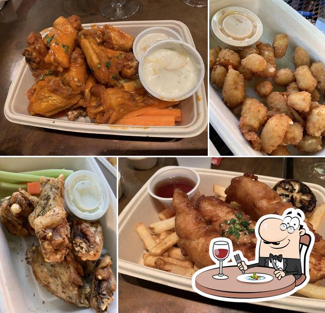 Kettlestrings Tavern in Oak Park Restaurant menu and reviews