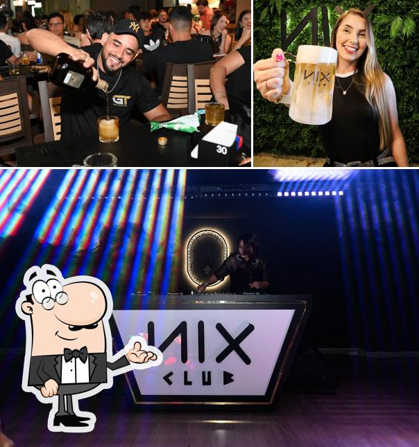 A imagem do Nix Club - Choperia e boate em Caldas Novas’s interior e comida