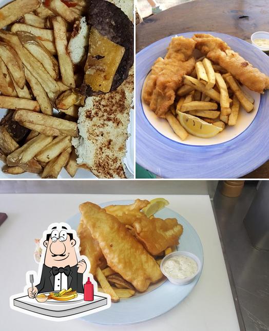 Try out French fries at Fishboat Restaurant