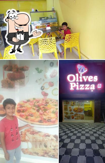 See this pic of Olives Pizza