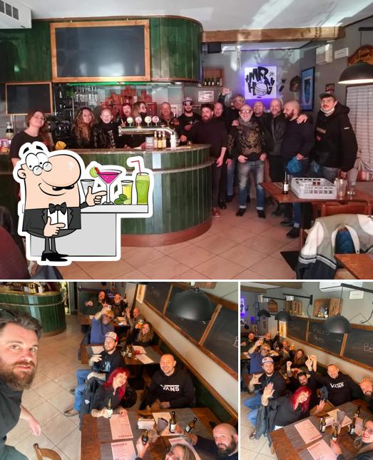 La foto della bancone da bar e interni di Mr. Hog Burger Ariano