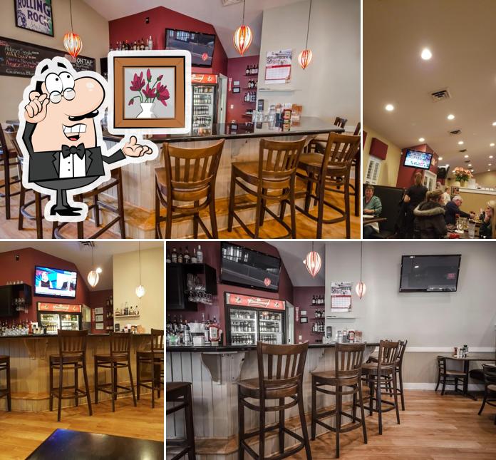 Sam's Food & Spirits, 702 Highlander Point Dr in Floyds Knobs