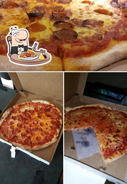 Elige una pizza en Nickey's Pizza
