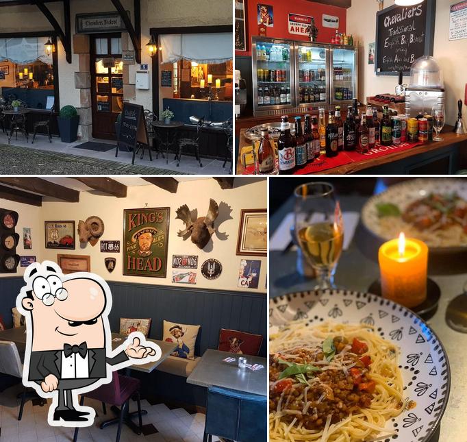 Chevaliers Bistro