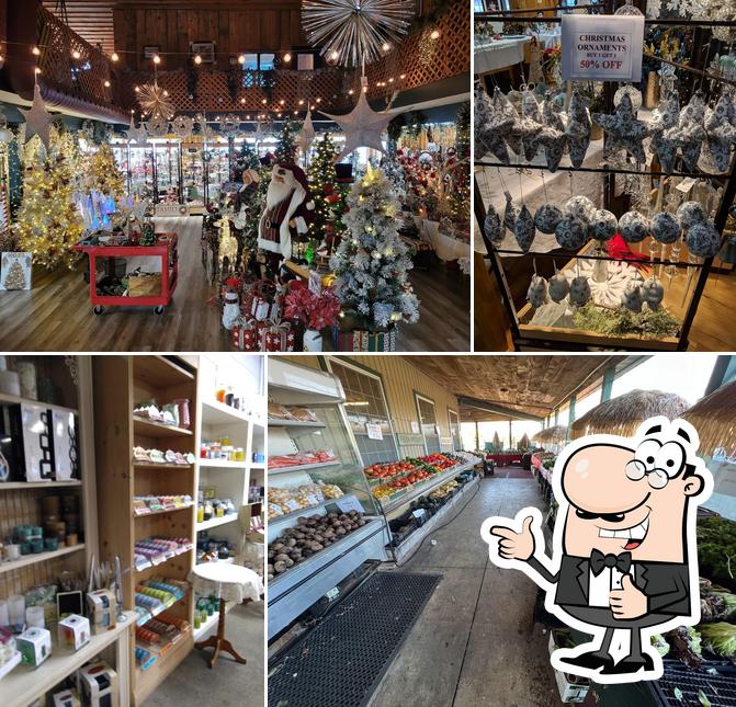 Dutch Mill Country Market, 533 Millgrove Side Rd in Hamilton Restaurant reviews