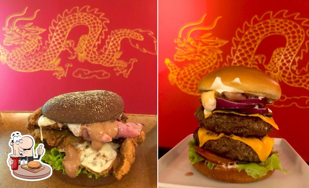 Consiga um hambúrguer no Dragon Burger e Grill