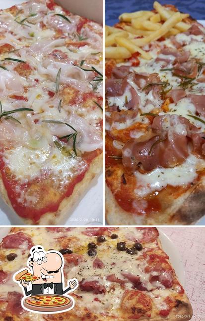 Scegli una pizza a Elio Trattoria Urbana