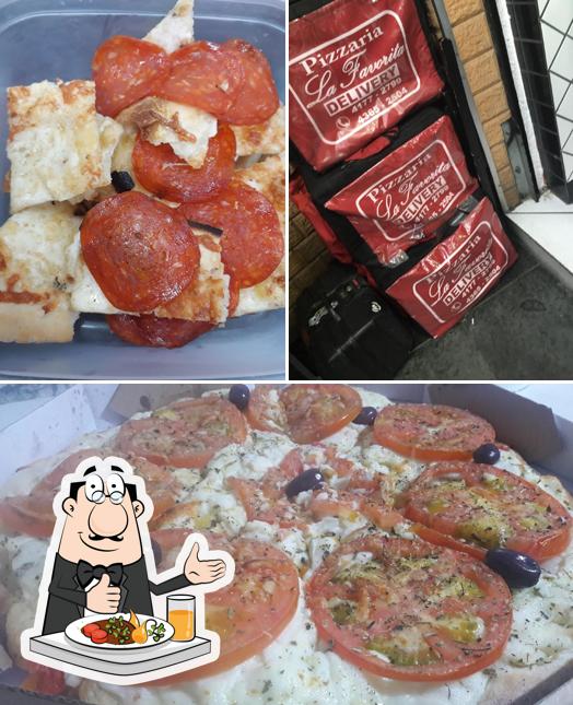 Comida em Pizzaria La Favorita