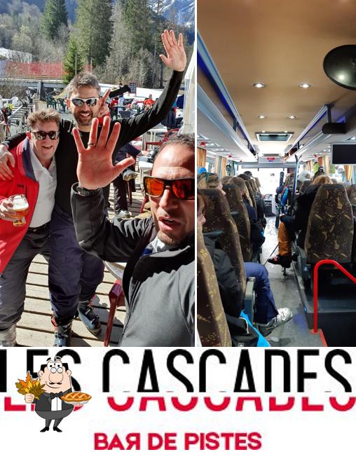 Les Cascades pub & bar, SixtFeràCheval Restaurant reviews