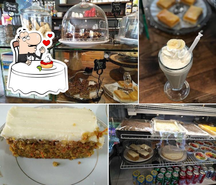 Red Umbrella Cafe in Vancouver Restaurant menu and reviews