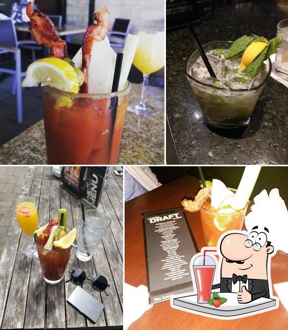 Best restaurants with outdoor seating in Downey, winter 2024