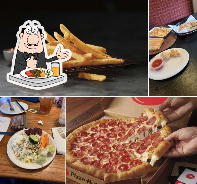 Pizza Hut, 211 Bernhardt Rd in Laurel Restaurant menu and reviews