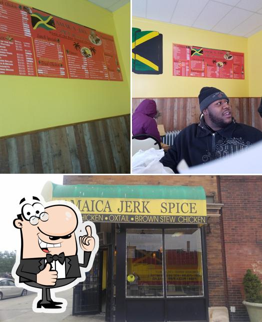 Jamaican Jerk Spice, 6500 S Cottage Grove Ave in Chicago Restaurant