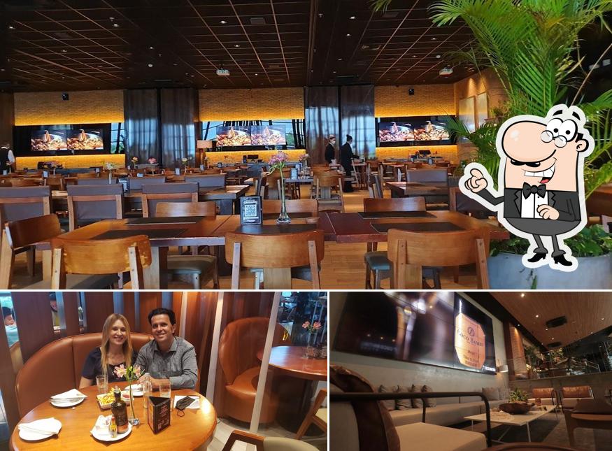 O interior do Coco Bambu Iguatemi: Restaurante, Peixe, Camarão, Carnes, Lagosta, Fortaleza, CE