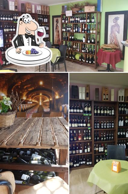 È gradevole godersi un bicchiere di vino a 