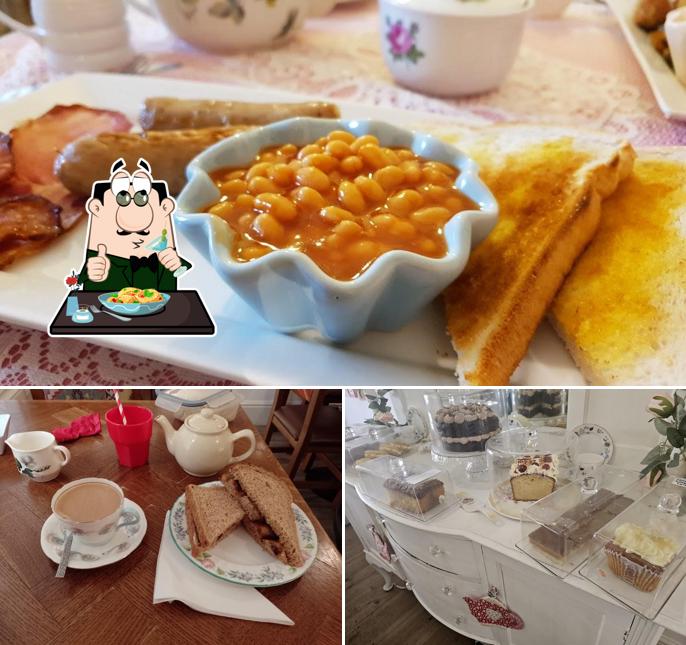 Ridgmont Station Vintage Tea Room and Heritage Centre in Ridgmont