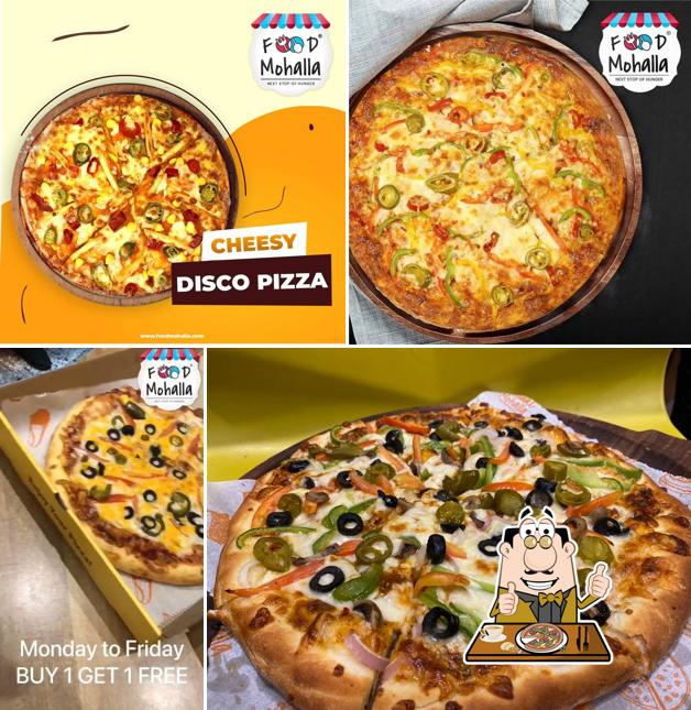 Order pizza at Food Mohalla
