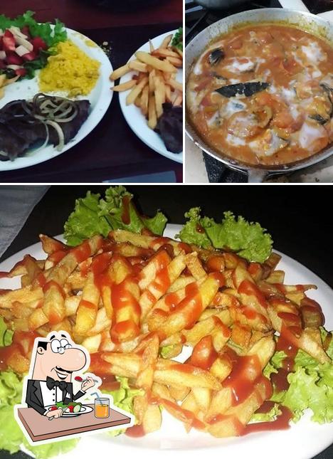 Comida em RE STAURANTE e PIZZARIA COZINHA BRAZIL