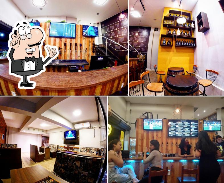 O interior do Hunos Growler Station