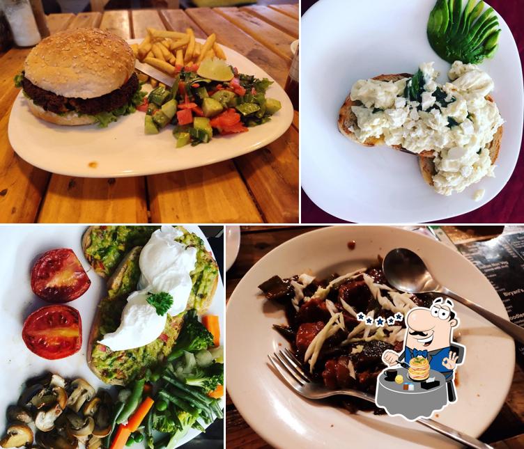 Rakus Place Hotel,Cafe & bar