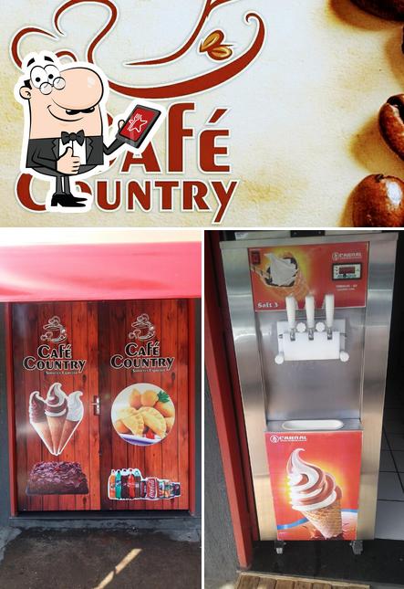 Look at the photo of Café Country