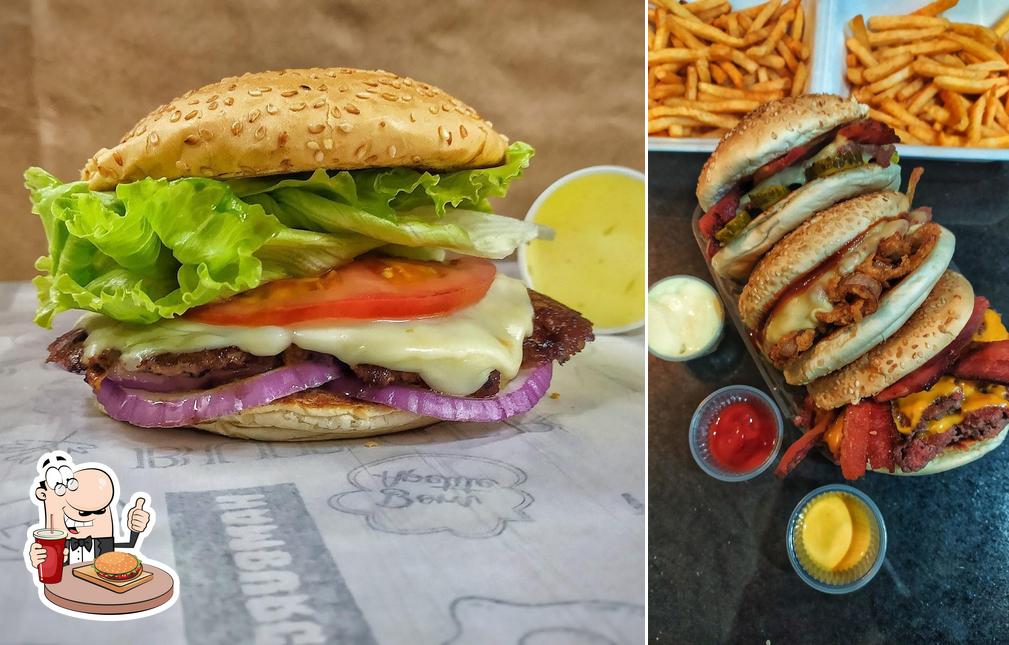 Delicie-se com um hambúrguer no Future's Burger