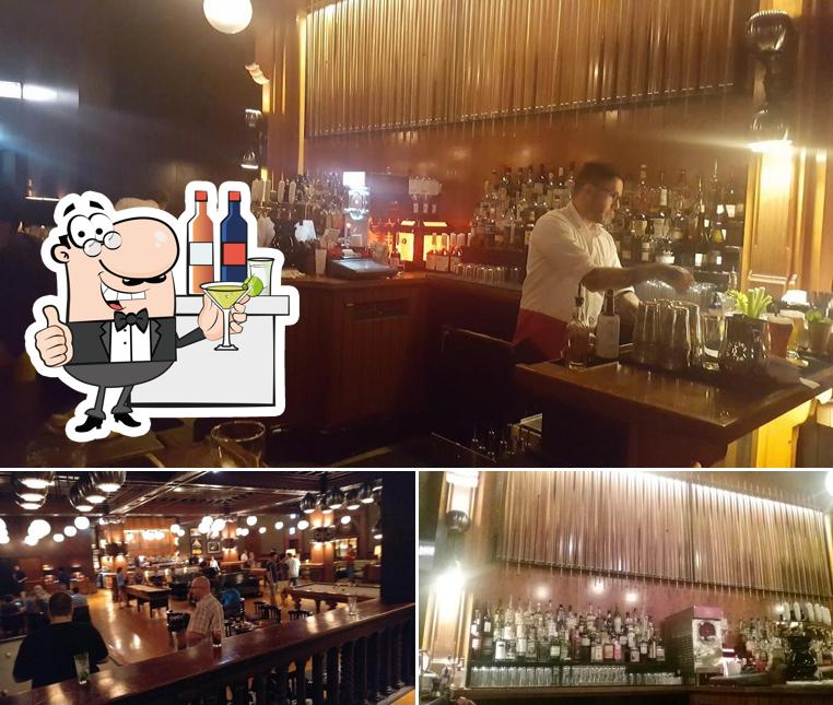 The Game Room in Chicago Restaurant reviews
